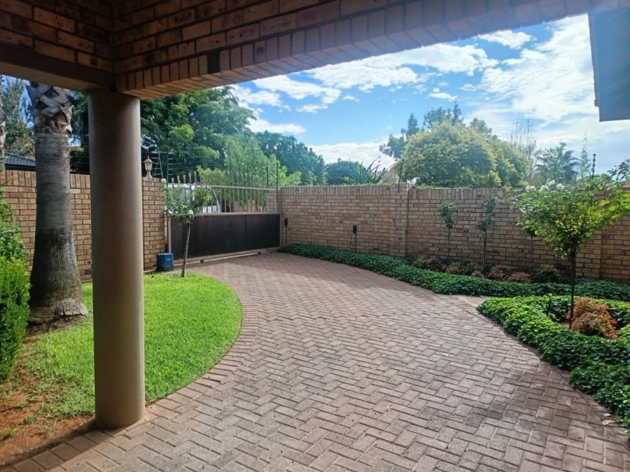 4 Bedroom Property for Sale in Hillcrest Northern Cape